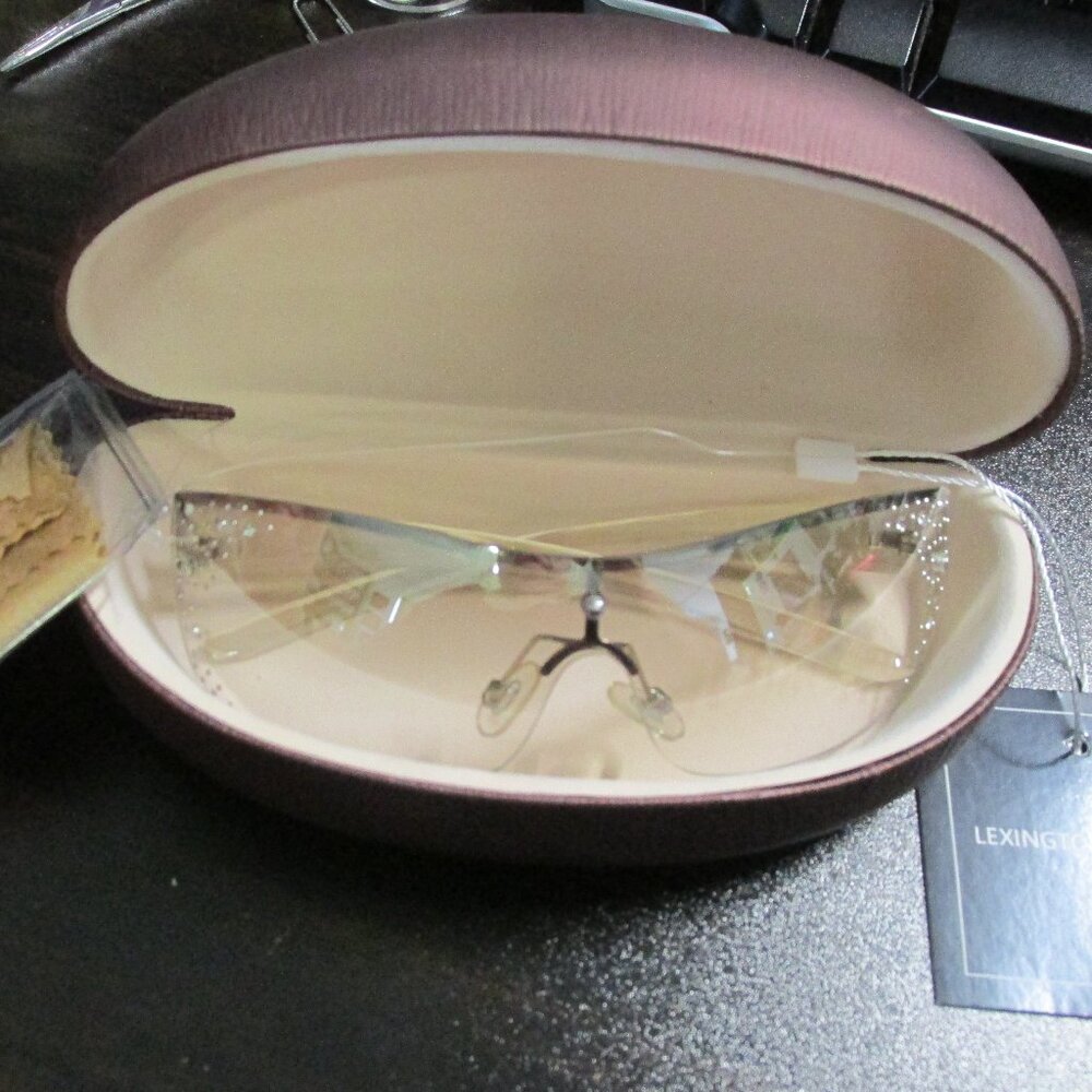 Lexington Avenue Designer Rhinestone Edged Sunglasses & Case lightly tinted -New